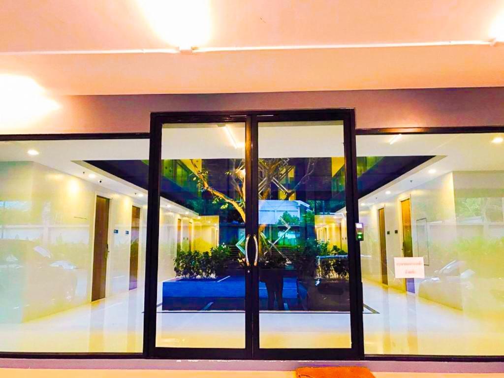 The Star Hill Condo Luxury Suites Чиангмай Экстерьер фото