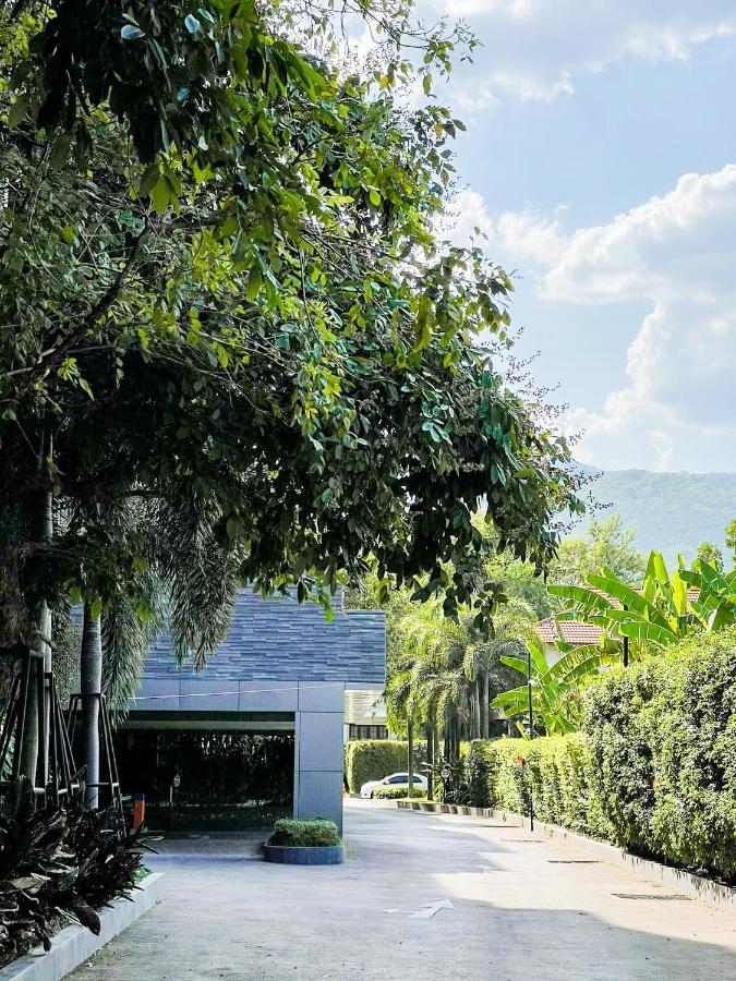 The Star Hill Condo Luxury Suites Чиангмай Экстерьер фото