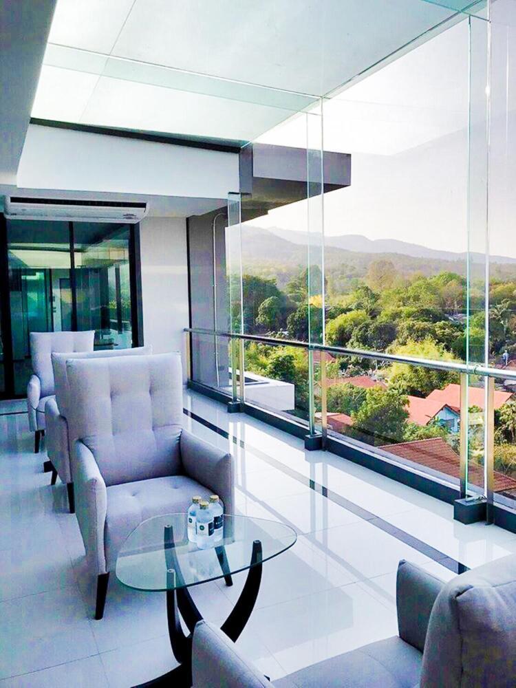 The Star Hill Condo Luxury Suites Чиангмай Экстерьер фото